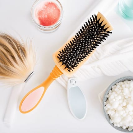 Clean Your Hair Brush